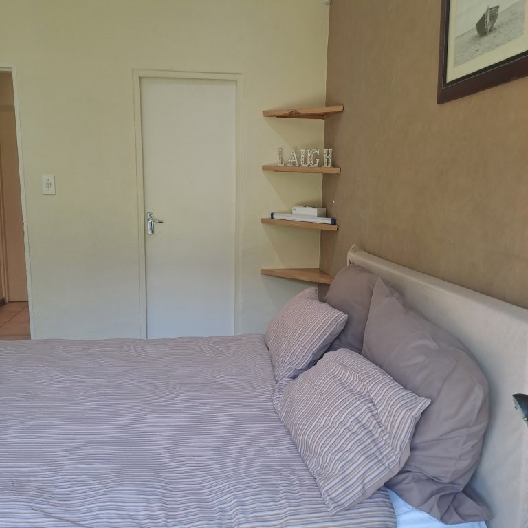 To Let 1 Bedroom Property for Rent in Sandringham Gauteng