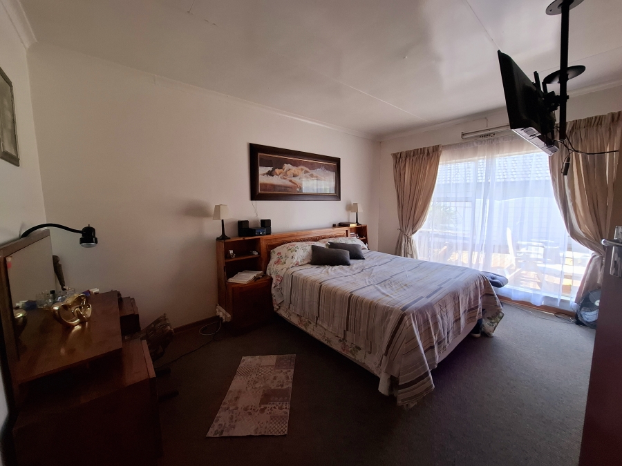 3 Bedroom Property for Sale in Dal Fouche Gauteng