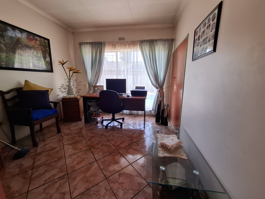3 Bedroom Property for Sale in Dal Fouche Gauteng