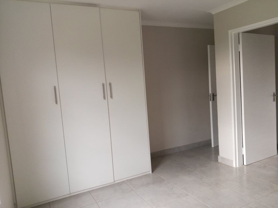 2 Bedroom Property for Sale in Kya Sands Gauteng