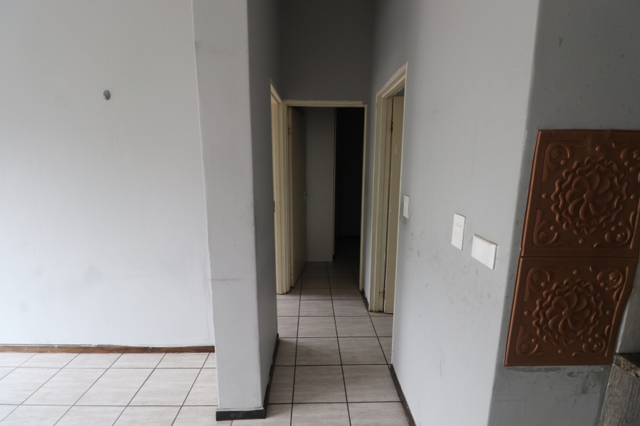 To Let 2 Bedroom Property for Rent in Birchleigh Gauteng