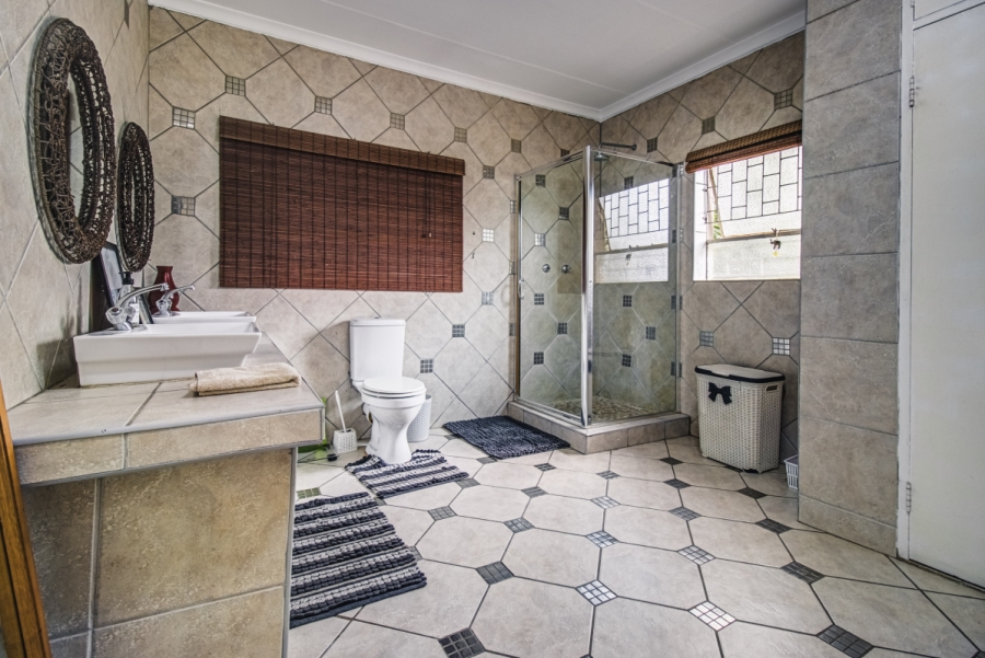 4 Bedroom Property for Sale in Isandovale Gauteng