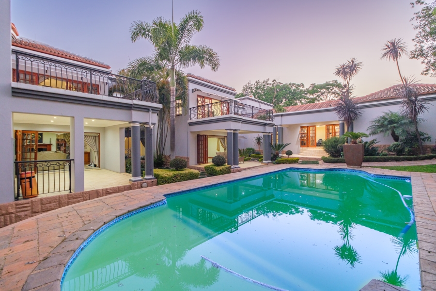 5 Bedroom Property for Sale in Hurlingham Manor Gauteng