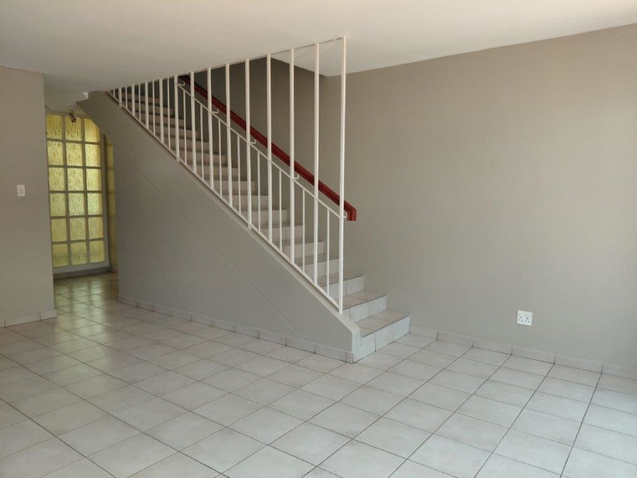 2 Bedroom Property for Sale in Bedford Gardens Gauteng