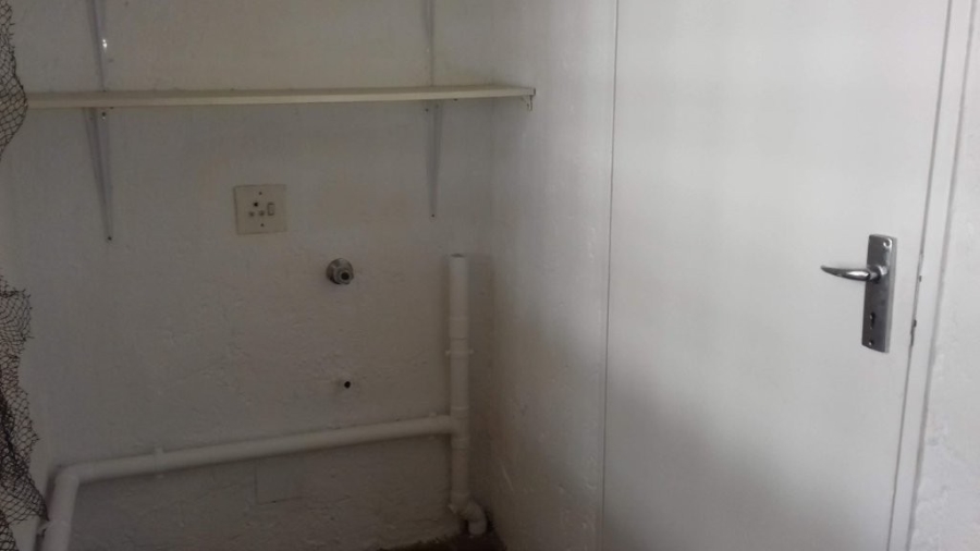 To Let 2 Bedroom Property for Rent in Glenhazel Gauteng