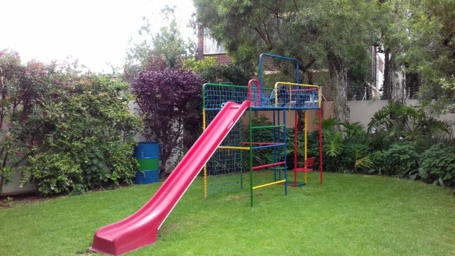 To Let 2 Bedroom Property for Rent in Glenhazel Gauteng