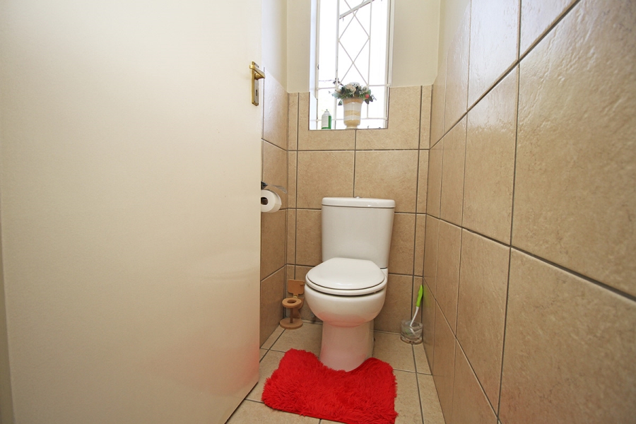 4 Bedroom Property for Sale in Sydenham Gauteng