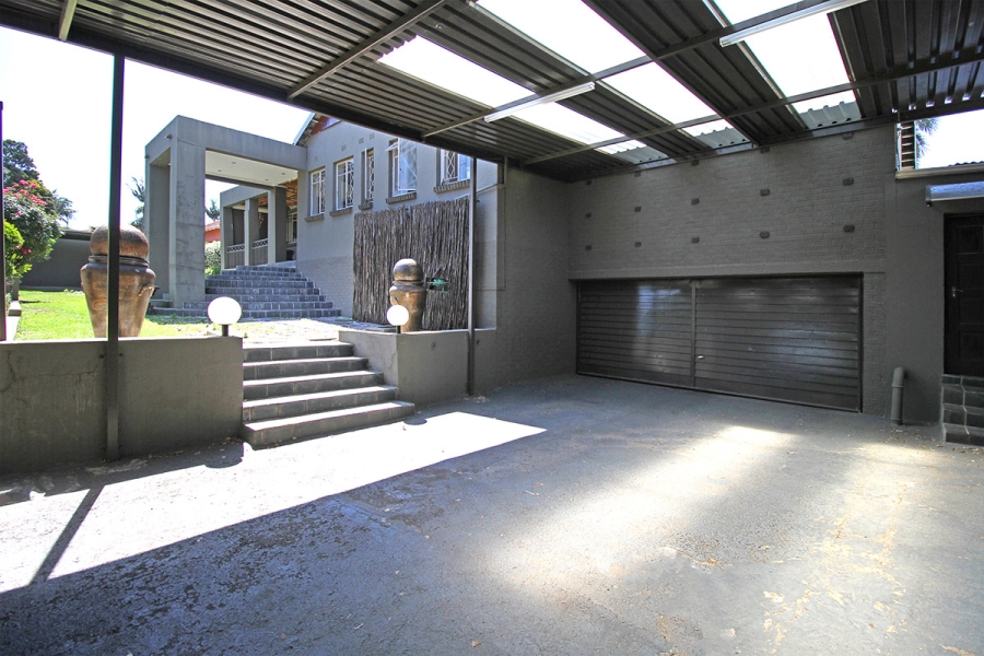 4 Bedroom Property for Sale in Sydenham Gauteng