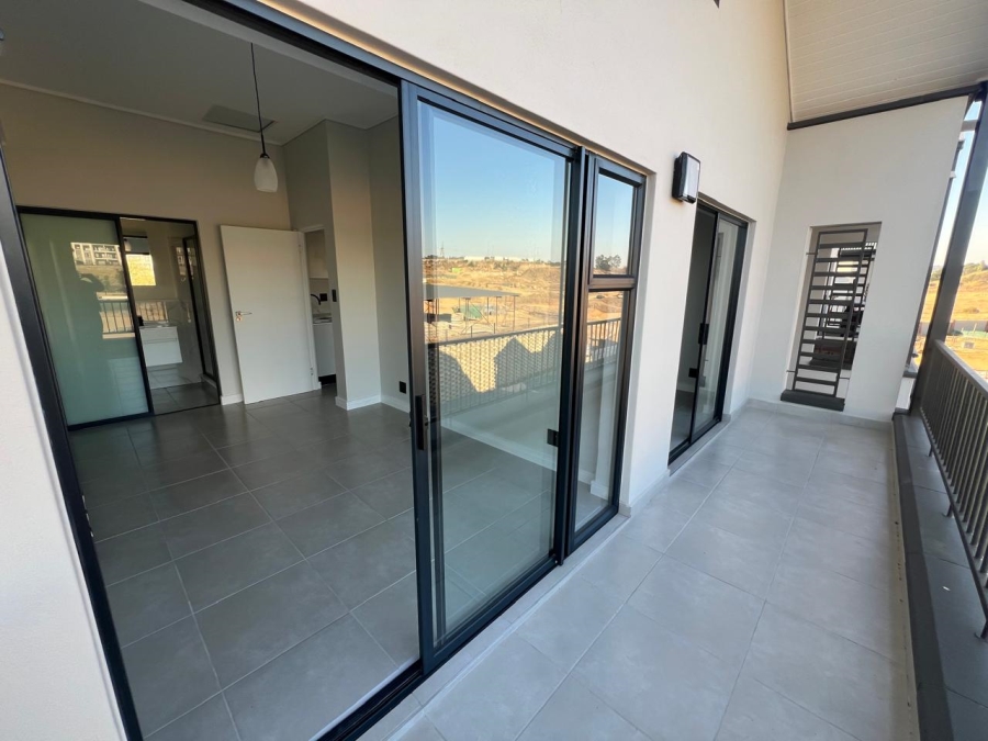 To Let 1 Bedroom Property for Rent in Waterfall Gauteng