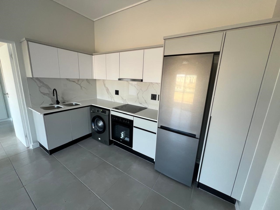 To Let 1 Bedroom Property for Rent in Waterfall Gauteng