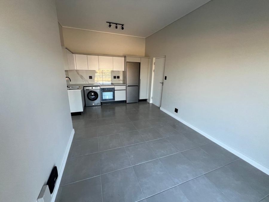 To Let 1 Bedroom Property for Rent in Waterfall Gauteng