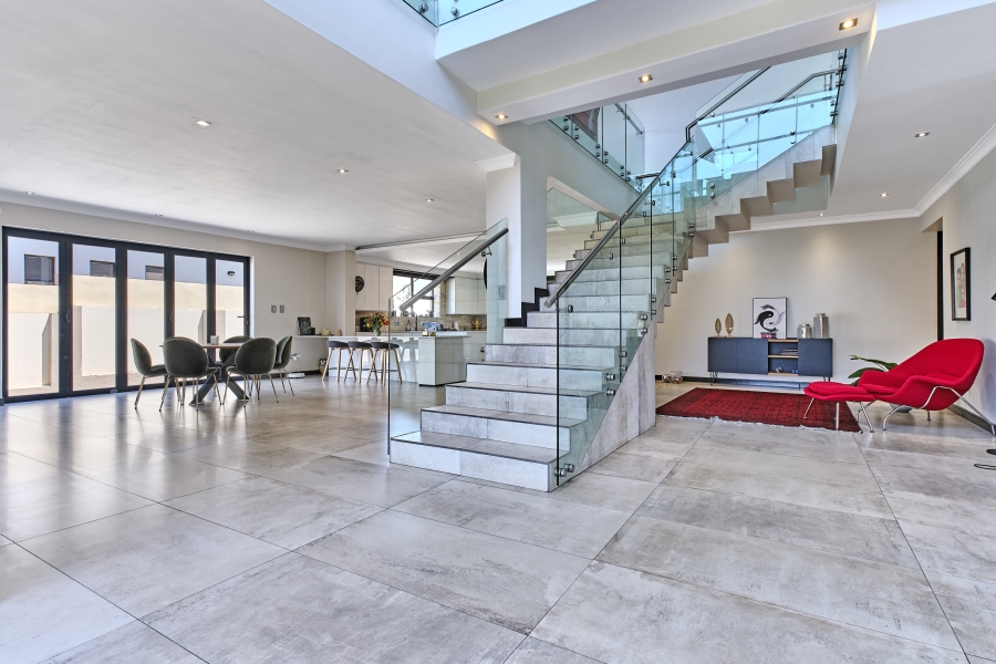 To Let 5 Bedroom Property for Rent in Waterfall Country Estate Gauteng