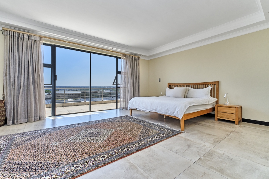 To Let 5 Bedroom Property for Rent in Waterfall Country Estate Gauteng