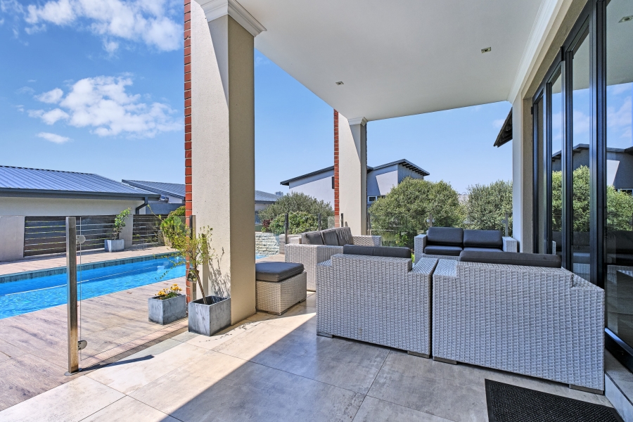 To Let 5 Bedroom Property for Rent in Waterfall Country Estate Gauteng