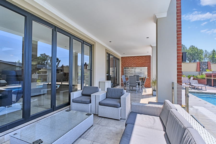 To Let 5 Bedroom Property for Rent in Waterfall Country Estate Gauteng