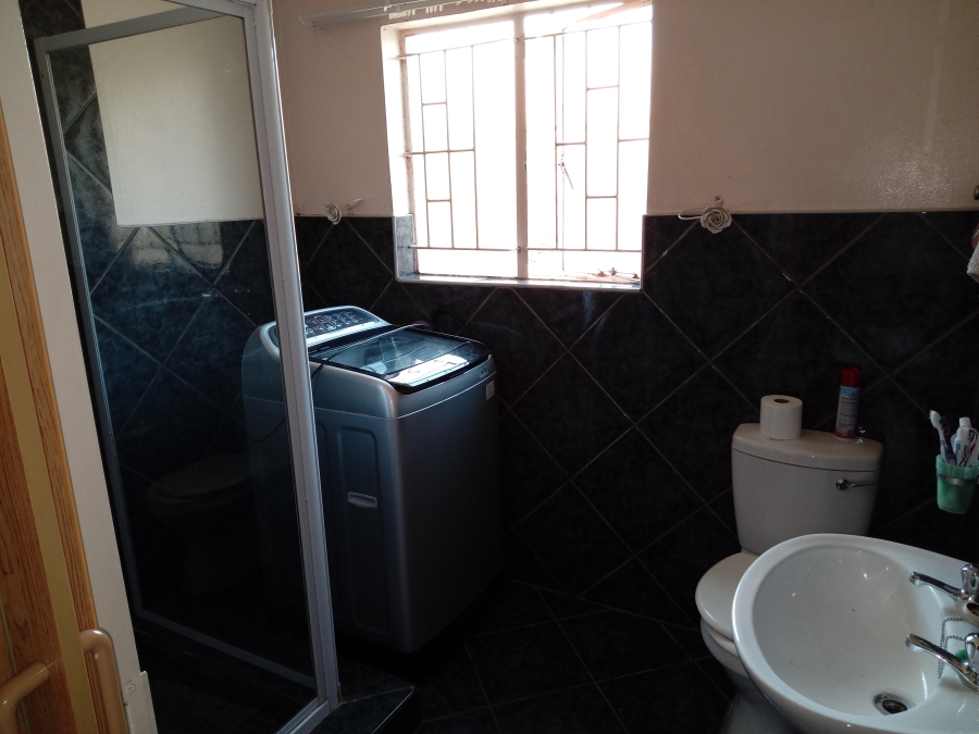 To Let 3 Bedroom Property for Rent in Selcourt Gauteng