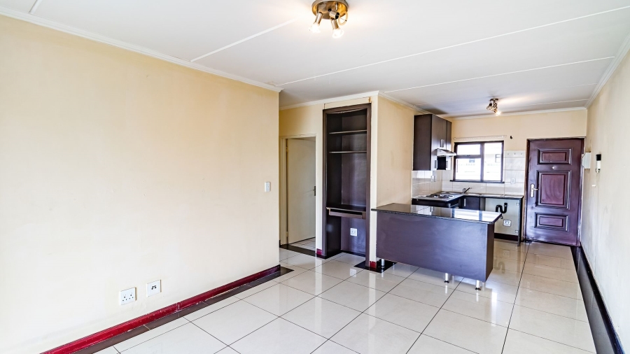 2 Bedroom Property for Sale in Noordwyk Gauteng