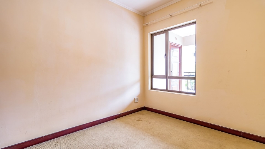 2 Bedroom Property for Sale in Noordwyk Gauteng