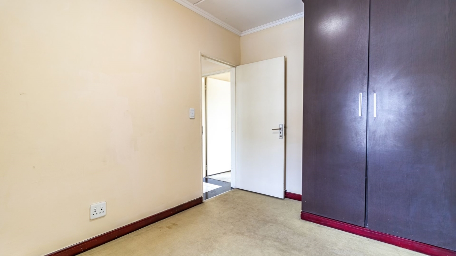 2 Bedroom Property for Sale in Noordwyk Gauteng