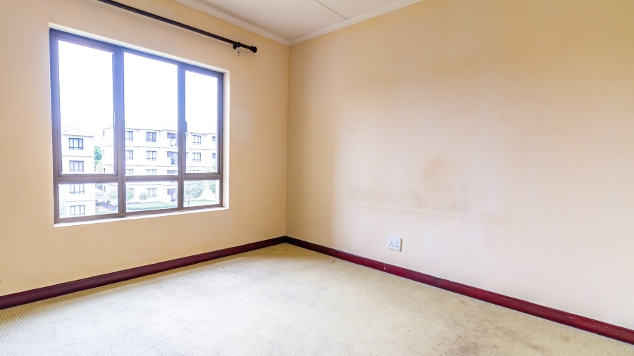 2 Bedroom Property for Sale in Noordwyk Gauteng