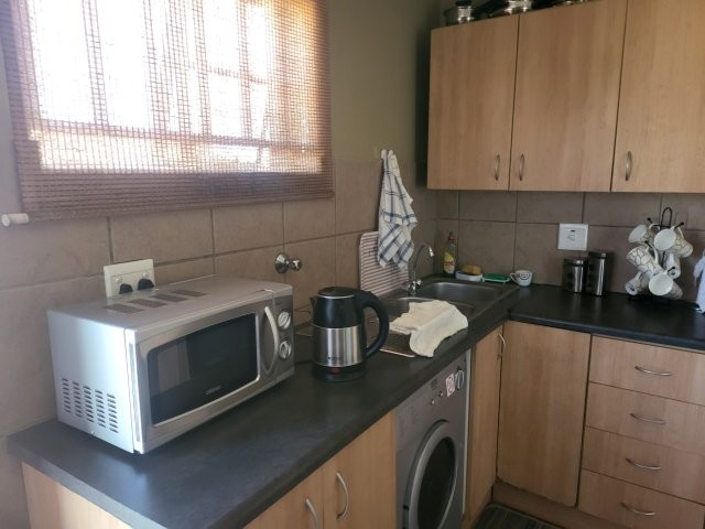 2 Bedroom Property for Sale in Selcourt Gauteng