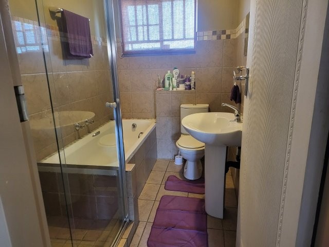 2 Bedroom Property for Sale in Selcourt Gauteng