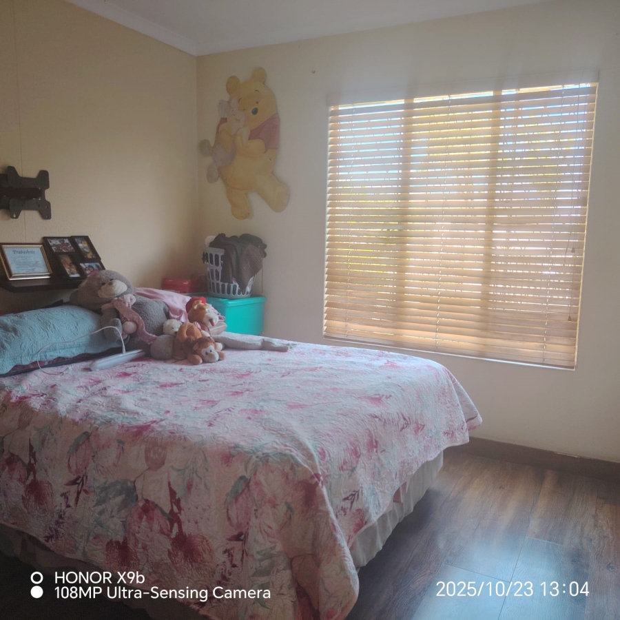 3 Bedroom Property for Sale in Vorna Valley Gauteng