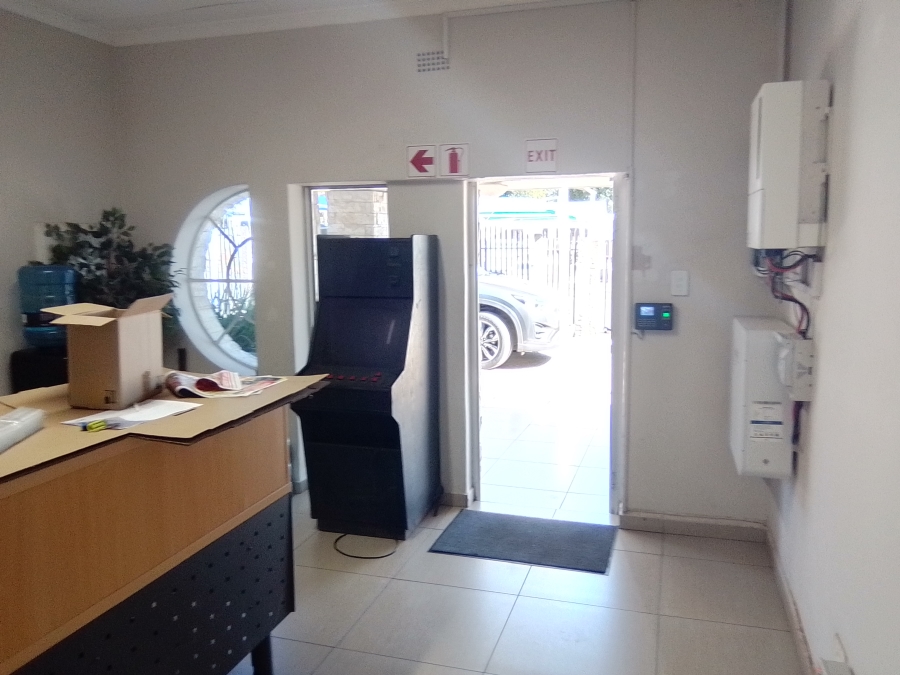 6 Bedroom Property for Sale in Edendale Gauteng