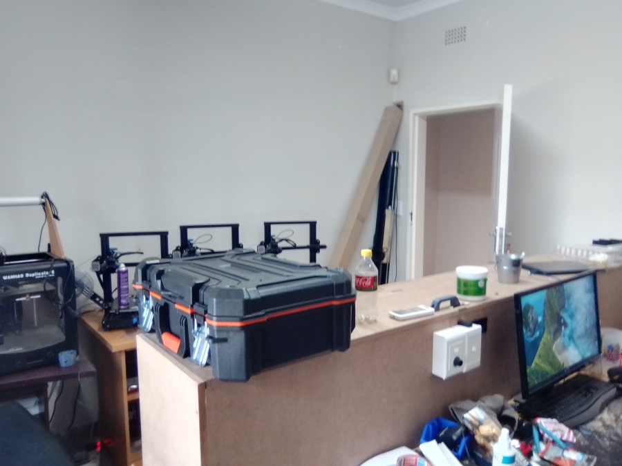 6 Bedroom Property for Sale in Edendale Gauteng