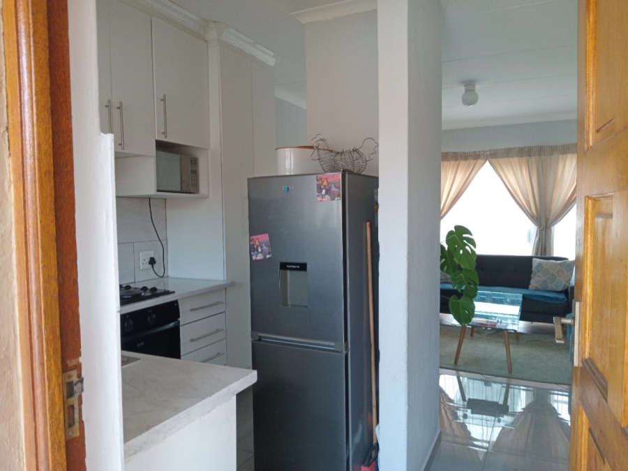 2 Bedroom Property for Sale in Wilgeheuwel Gauteng