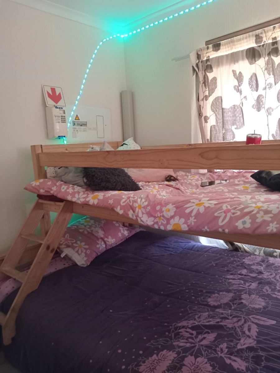 2 Bedroom Property for Sale in Wilgeheuwel Gauteng