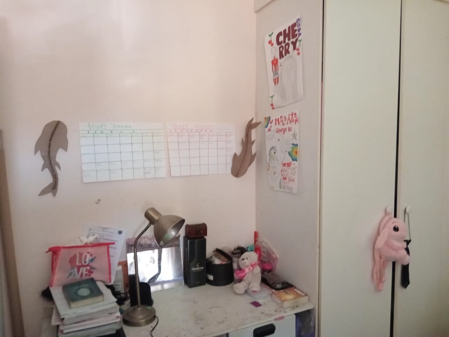 2 Bedroom Property for Sale in Wilgeheuwel Gauteng