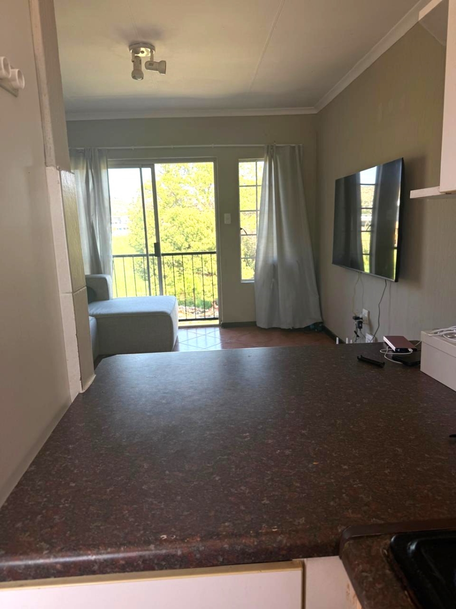 2 Bedroom Property for Sale in Wilgeheuwel Gauteng