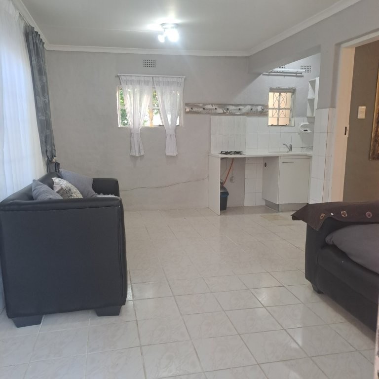 To Let 1 Bedroom Property for Rent in Sandringham Gauteng