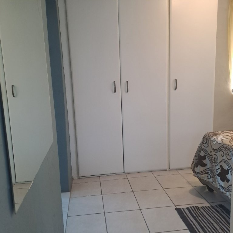 To Let 1 Bedroom Property for Rent in Sandringham Gauteng