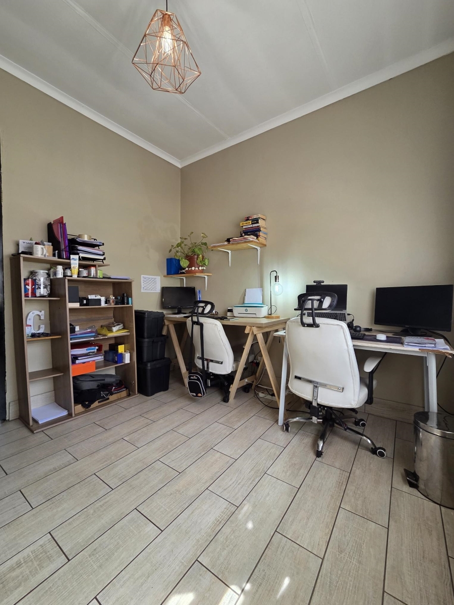 3 Bedroom Property for Sale in Discovery Gauteng