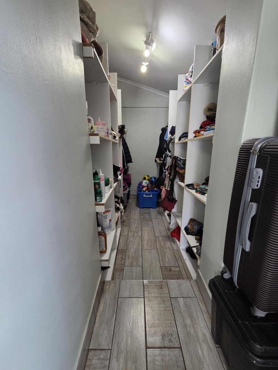 3 Bedroom Property for Sale in Discovery Gauteng