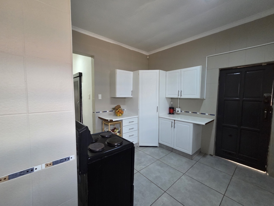 3 Bedroom Property for Sale in Discovery Gauteng