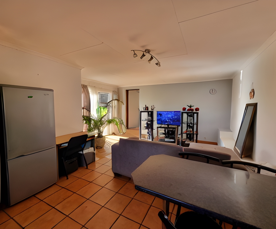 3 Bedroom Property for Sale in Discovery Gauteng