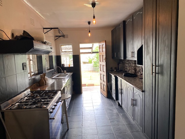 3 Bedroom Property for Sale in Buurendal Gauteng