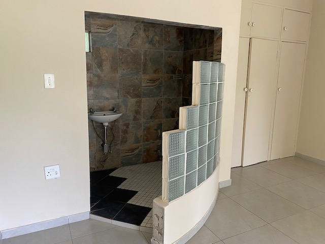 3 Bedroom Property for Sale in Buurendal Gauteng