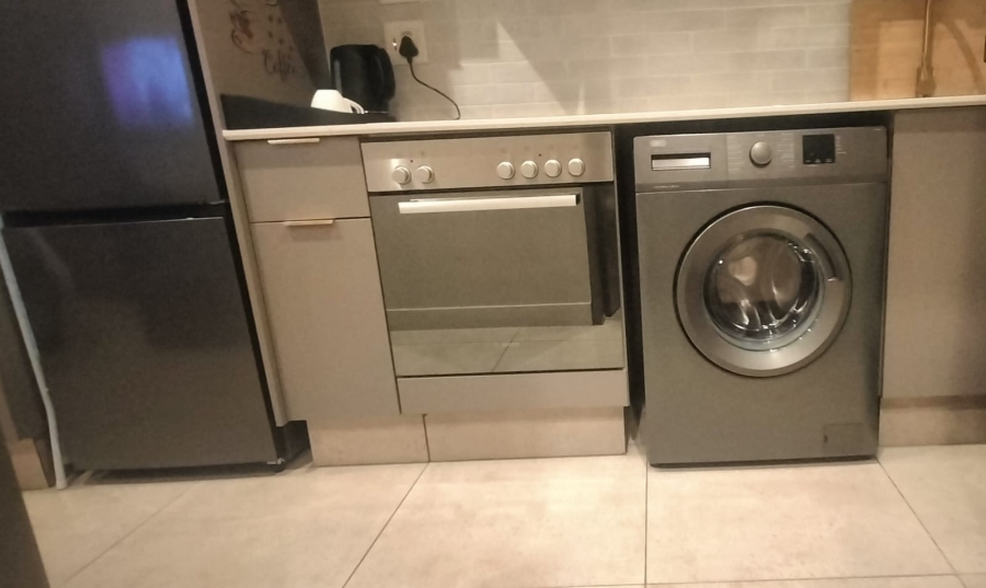 1 Bedroom Property for Sale in Sandown Gauteng