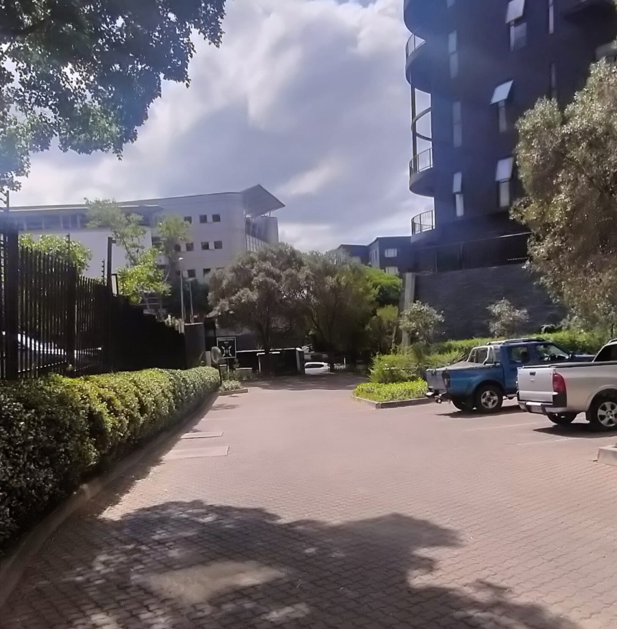 1 Bedroom Property for Sale in Sandown Gauteng