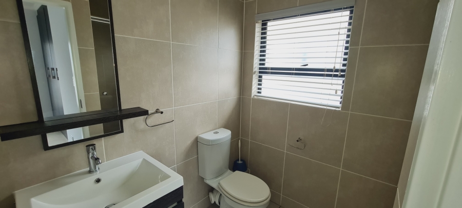 To Let 2 Bedroom Property for Rent in Greenstone Hill Gauteng