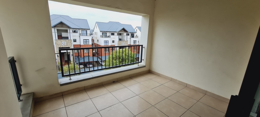 To Let 2 Bedroom Property for Rent in Greenstone Hill Gauteng