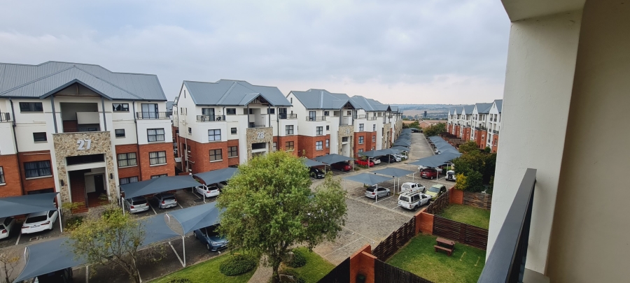 To Let 2 Bedroom Property for Rent in Greenstone Hill Gauteng