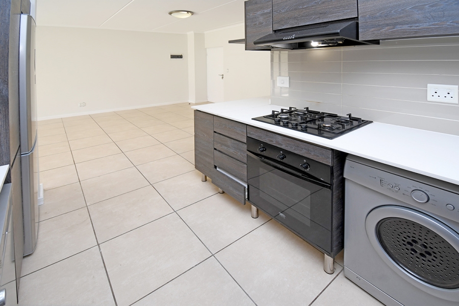 To Let 3 Bedroom Property for Rent in Greenstone Hill Gauteng