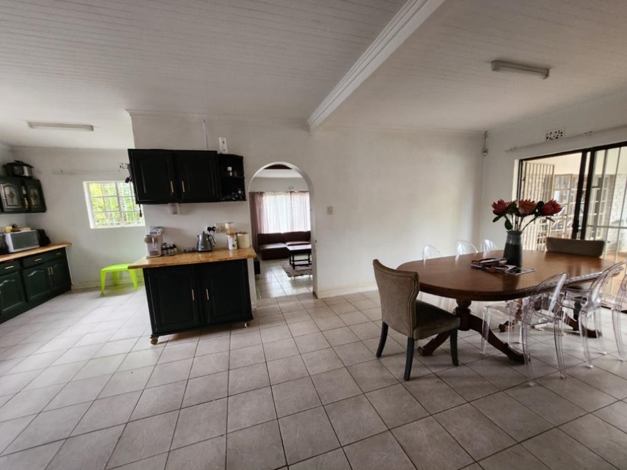 To Let 5 Bedroom Property for Rent in Dalpark Proper Gauteng