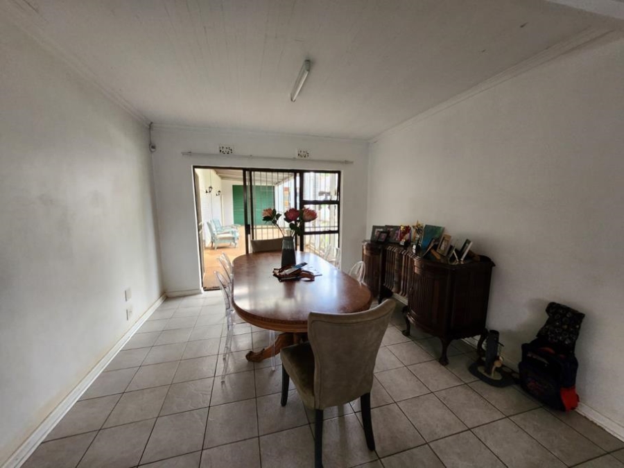 To Let 5 Bedroom Property for Rent in Dalpark Proper Gauteng