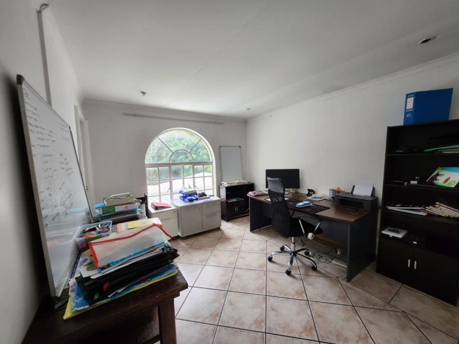 To Let 5 Bedroom Property for Rent in Dalpark Proper Gauteng